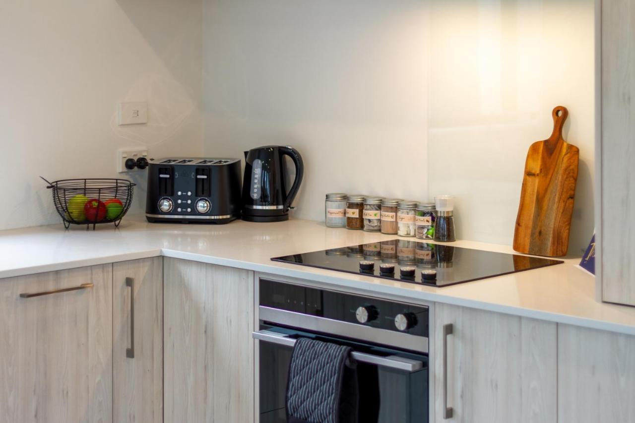 Peaceful Park View Townhouse 2 Bed W/Carpark Apartment Christchurch Exterior foto
